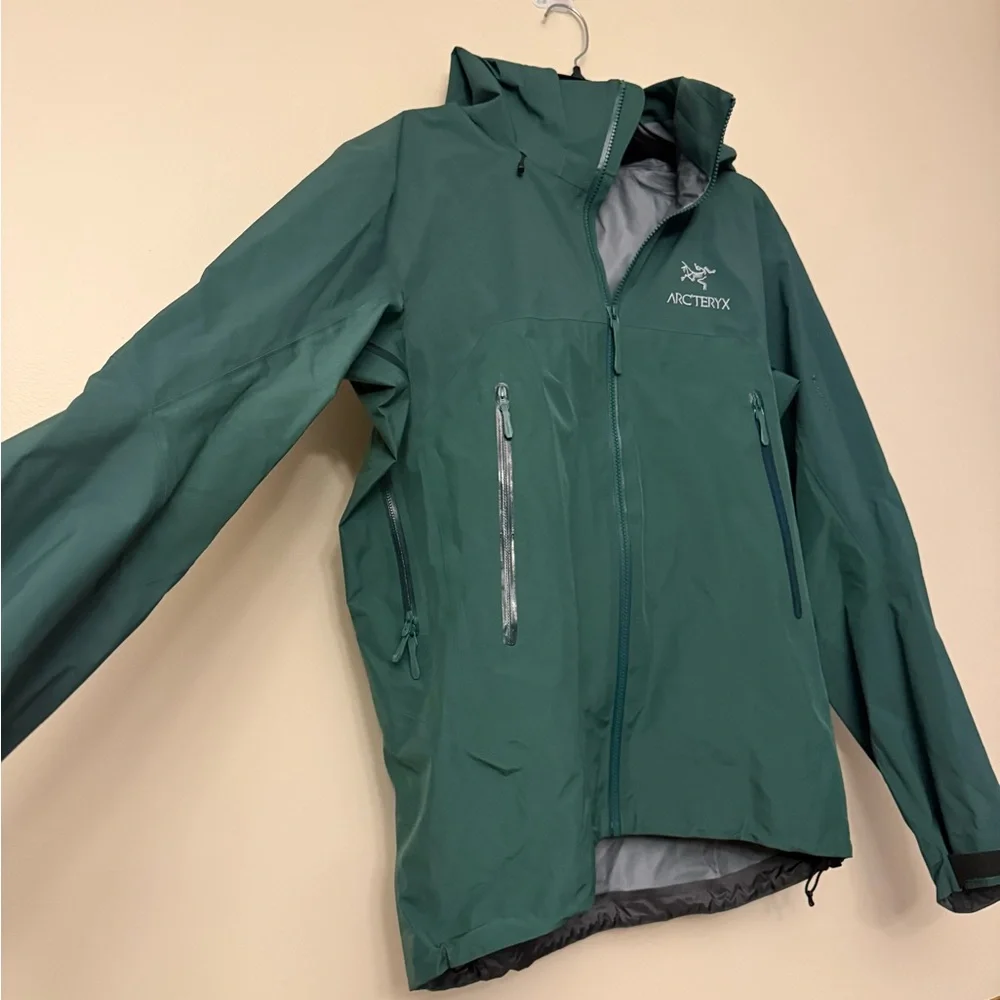 Arc'teryx Beta AR Men’s jacket - Picture 7 of 14